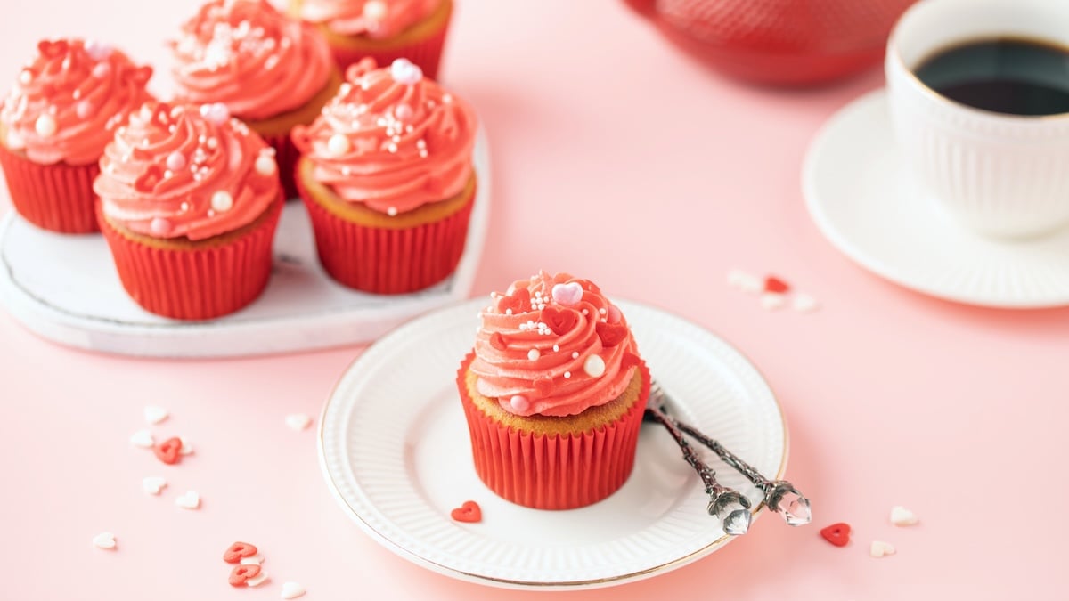 Cupcakes vanille et glaçage fruits rouges